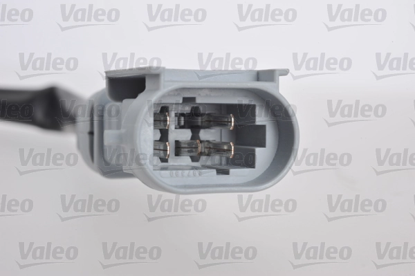Renault Clio II (1998 - 2010) Ön cam silecek motoru çıkma